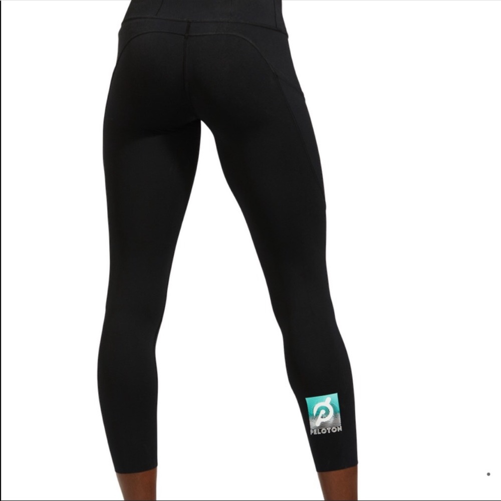 Lululemon Peloton Leggings Fast Free 6 Black